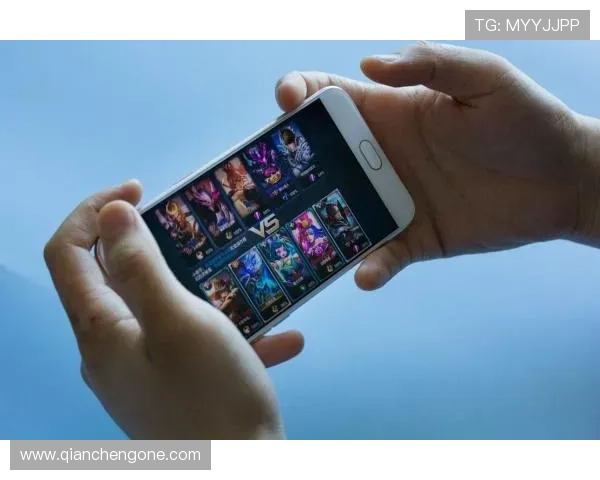 随时随地在线玩幸运水果机享受刺激的游戏乐趣 随时随地在线玩幸运水果机享受刺激的游戏乐趣