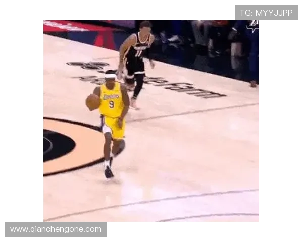 亿万体育APP全面覆盖足球篮球等多项热门体育项目,随时随地掌握比赛动态 亿万体育APP全面覆盖足球篮球等多项热门体育项目,随时随地掌握比赛动态